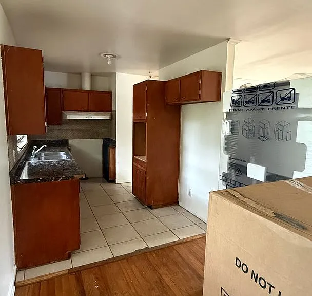 1803 Atkamire Dr — Photo 9