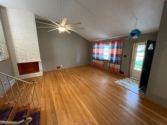 3rd image of 7327 Markal Dr