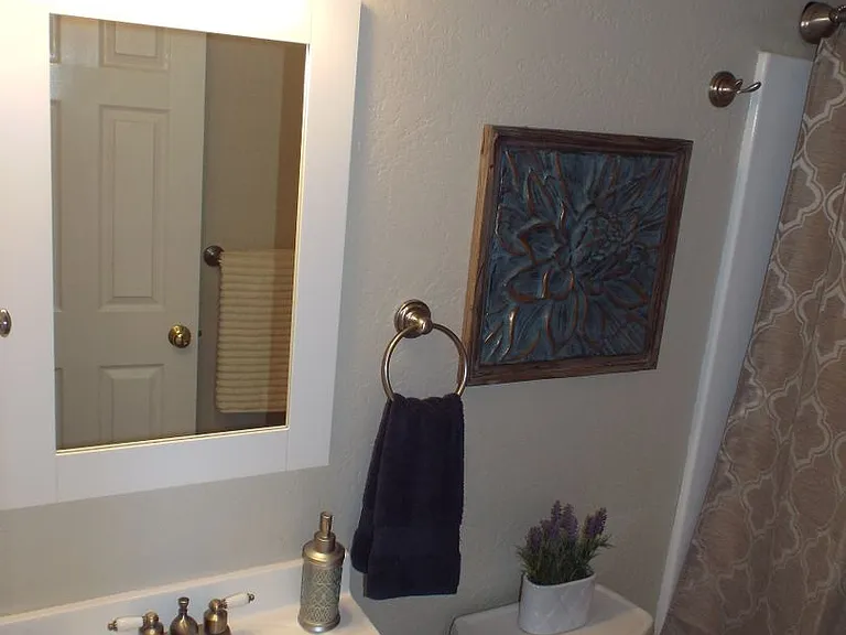 0605 - 303 Hickory St — Photo 20