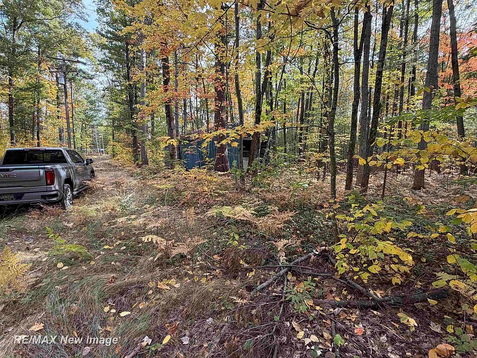 1st image of 1251 The Trail Rd