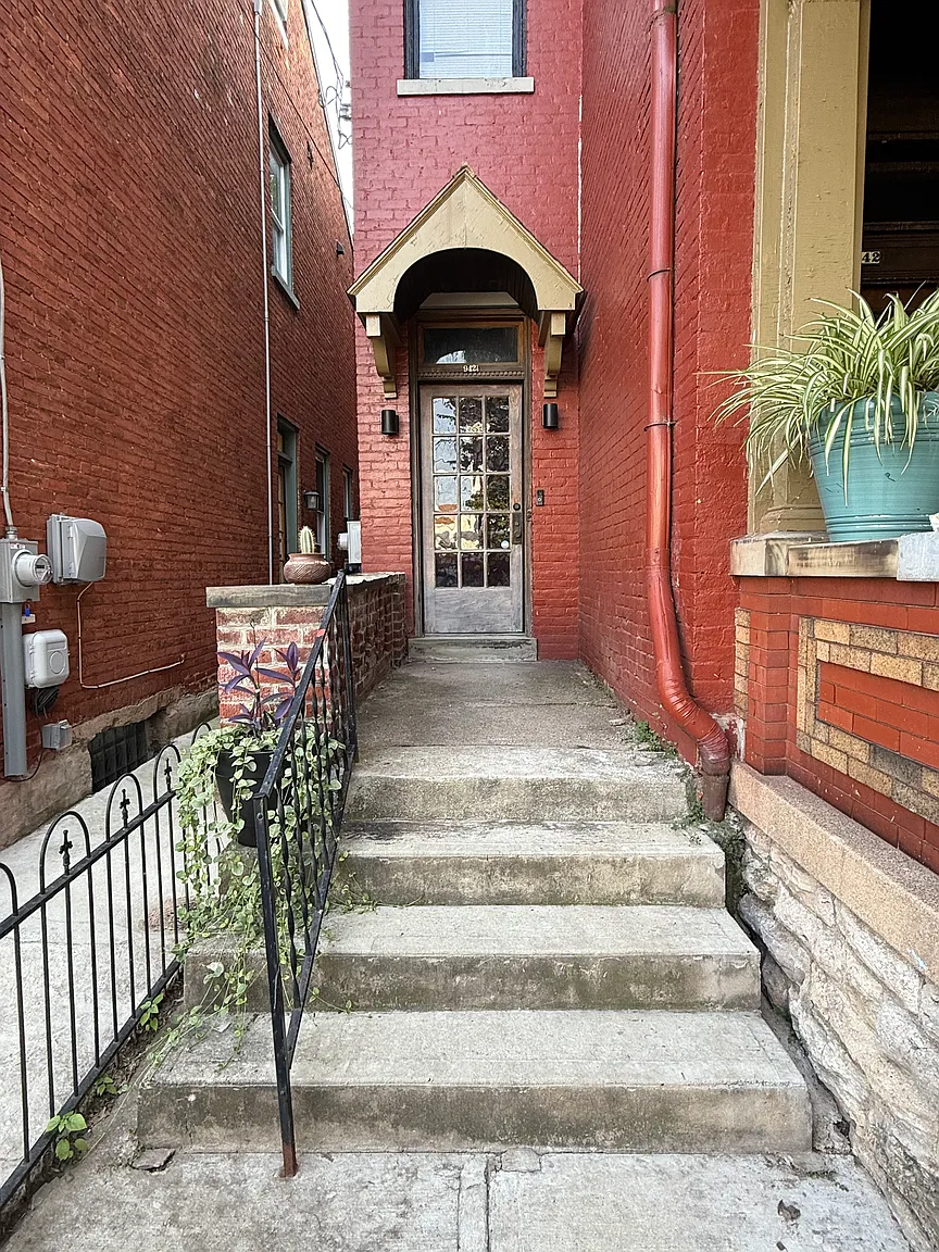 942 York St #2 photo 1