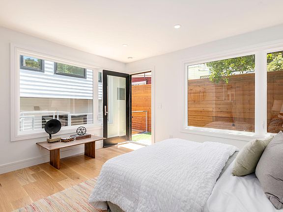 5th image of 1014 Diamond St #1014