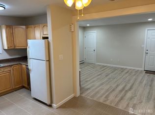 289 Main St APT 4H, Spotswood, NJ 08884