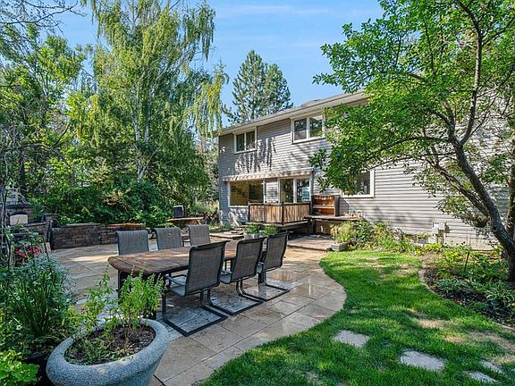 5th image of 243003 W Boundary Rd