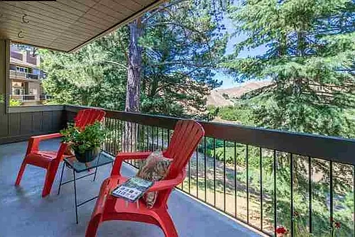 2075 Ascot Dr #120 Photo 1