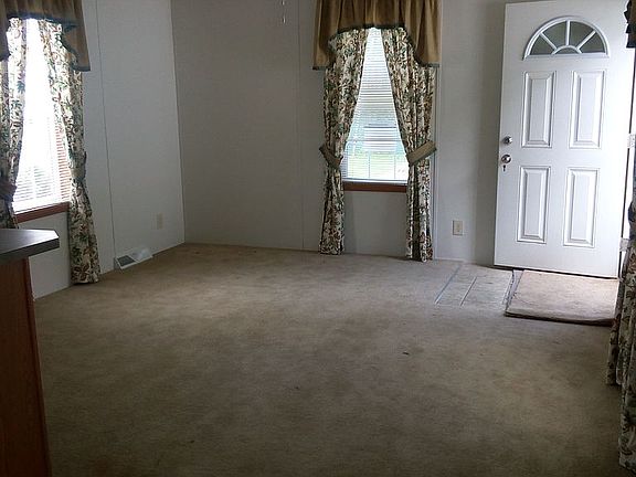 5th image of 2009 W Newport Pike Lot 23