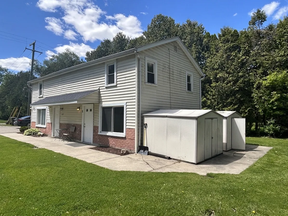 Building Photo - 2969 Devondale Rd #6