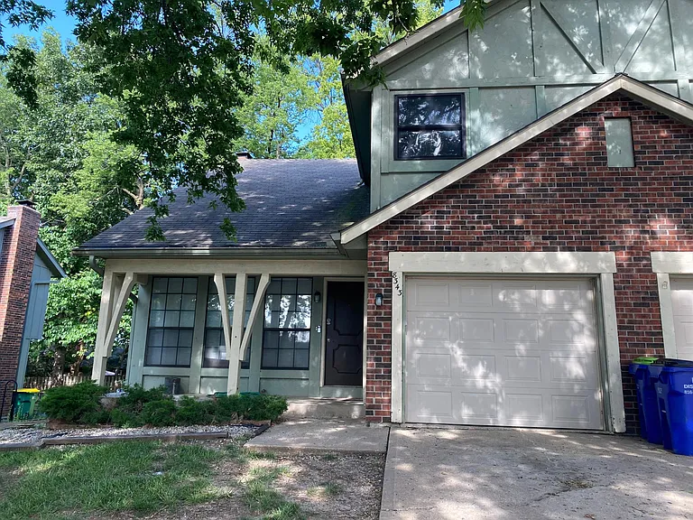 8343 Farley St — Photo 13