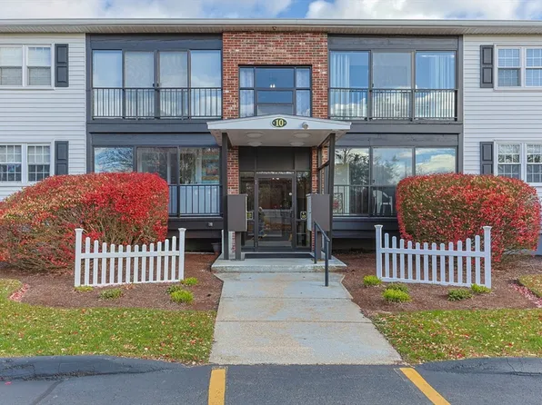 10 Candlewood Ln APT 2-1, Dennis Port, MA 02639