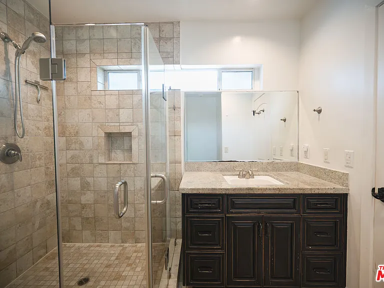 503 N Greencraig Rd — Photo 36
