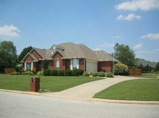 3857 Saulsbury St, Springdale, AR 72762