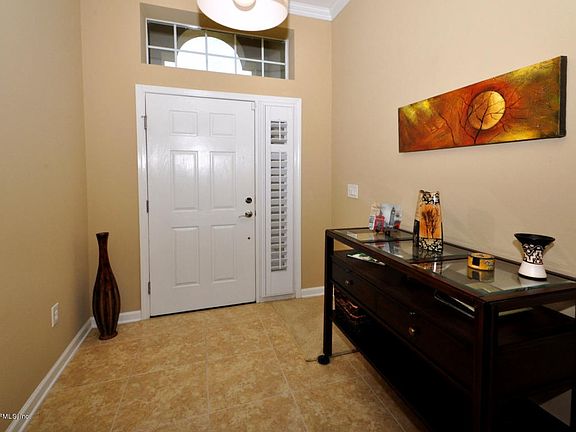 4th image of 9284 Waterglen Ln