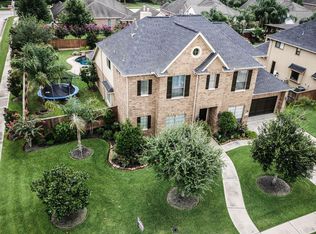 621 Northfield Dr, Friendswood, TX 77546