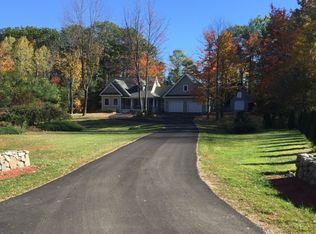 25 New Colonial Dr, Bridgton, ME 04009