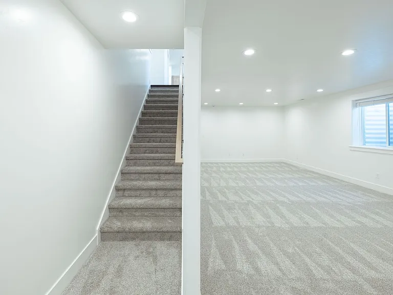 3717 Razor Cir — Photo 18