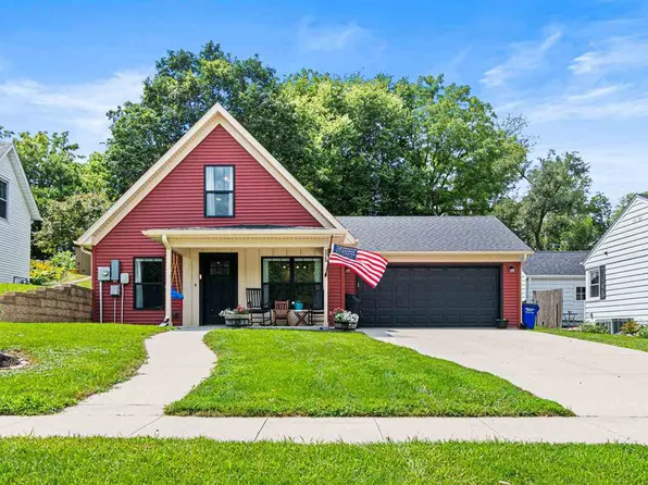 328 N Downey St, West Branch, IA 52358