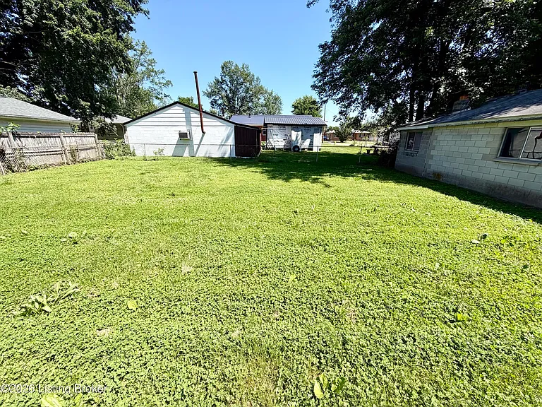5303 Hosta Ln — Photo 10