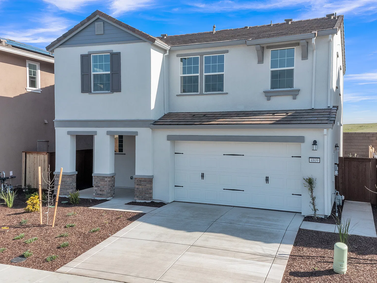 4 bed, 1935 sqft, $3,350 — Photo 4