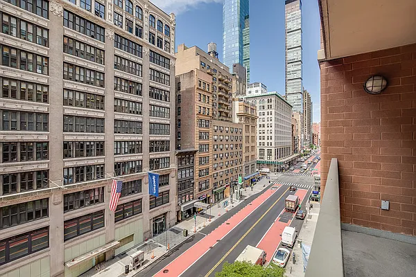 Sold by Keller Williams NYC | media 17