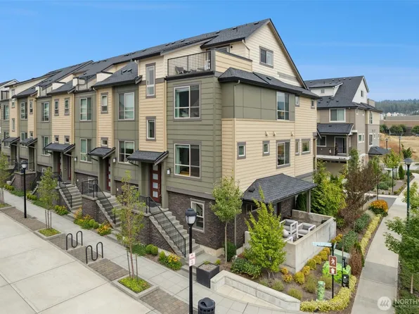 1048 7th Avenue NE, Issaquah, WA 98029