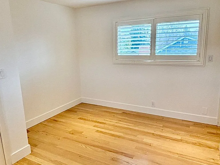 5464 Anselmo Ct — Photo 35