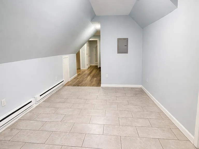 100 Rosa Parks Blvd #3 — Photo 5