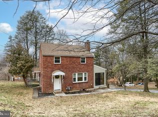 404 Evergreen Rd, New Cumberland, PA 17070