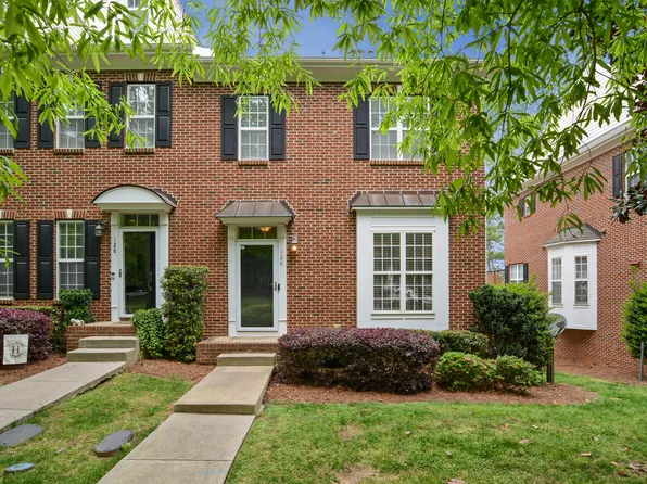 126 Savannah Ridge Rd, Holly Springs, NC 27540