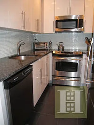 Rented by Halstead Real Estate | media 8