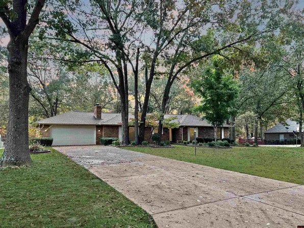1289 Pebblecreek Dr, Mountain Home, AR 72653