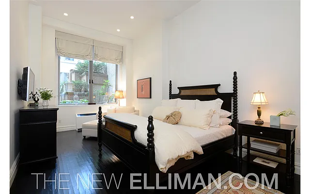 Sold by Douglas Elliman | media 4
