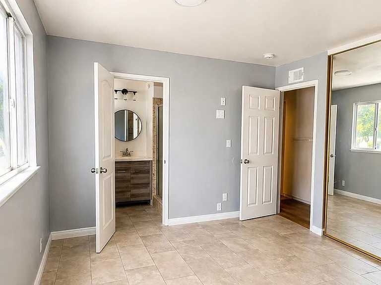 43826 Adler Ave — Photo 10