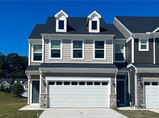 774 N Greenway Dr, Westlake, OH 44145