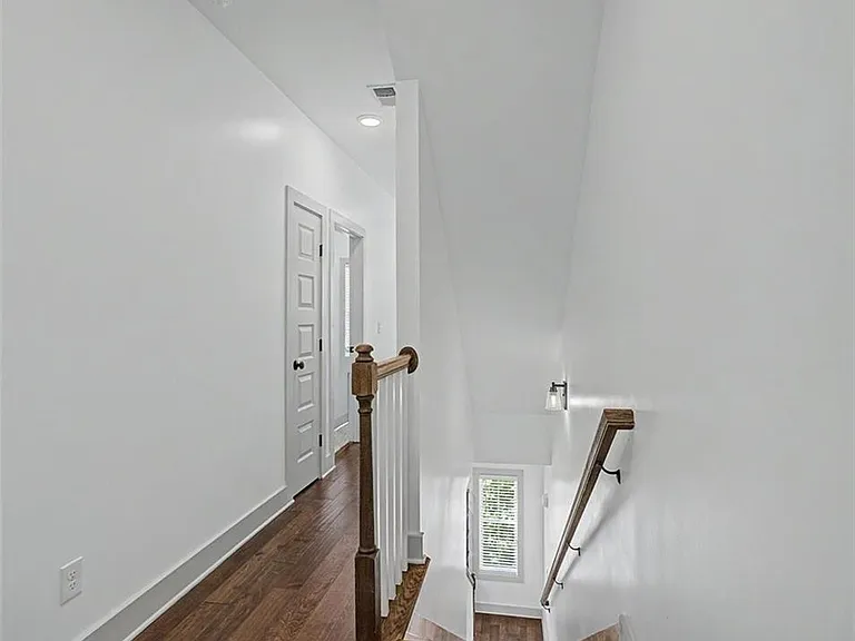 1196 Wylie St SE — Photo 14