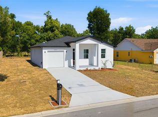 15304 16th St, Dade City, FL 33523