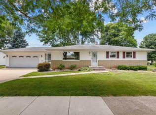 2515 S Greenview St, Appleton, WI 54915