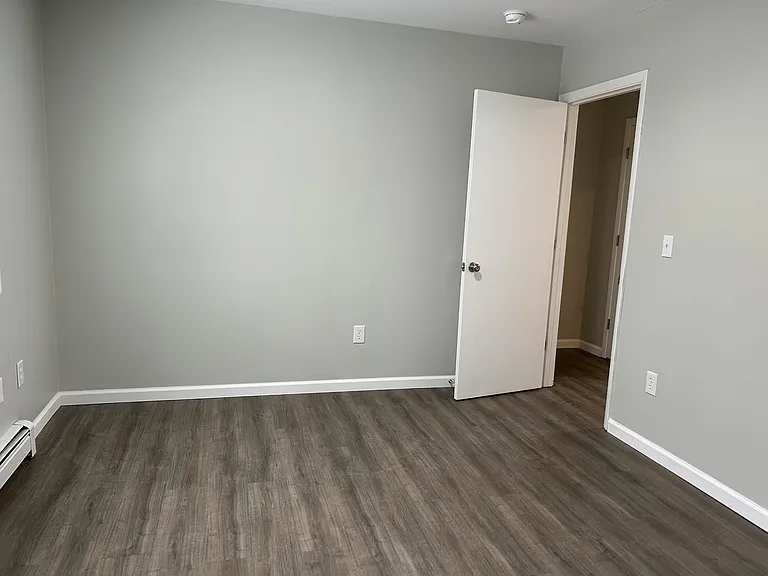 427 N Lake St #6 — Photo 15