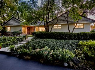 2335 Indian Trl, Brookfield, WI 53045