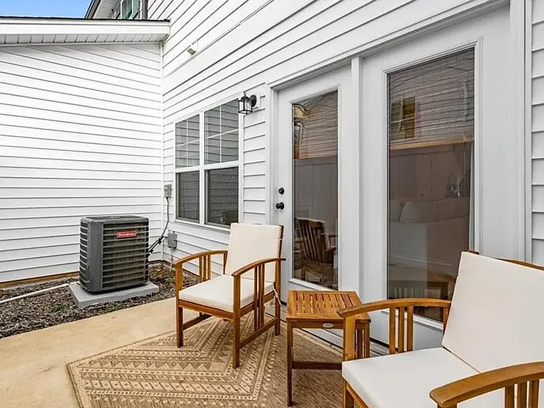 4902 Cannon Crossing Way — Photo 24