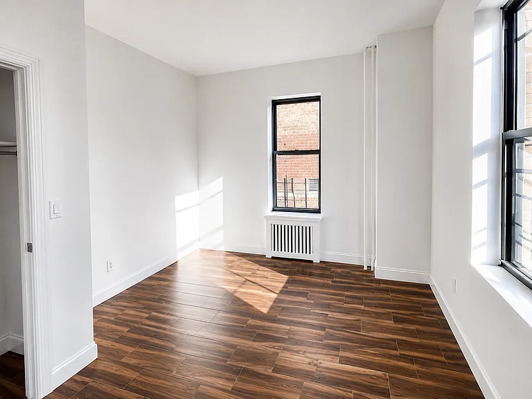 1295 Pacific St #2R — Photo 4