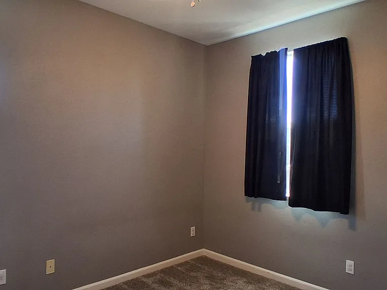 562 Ranger St — Photo 21