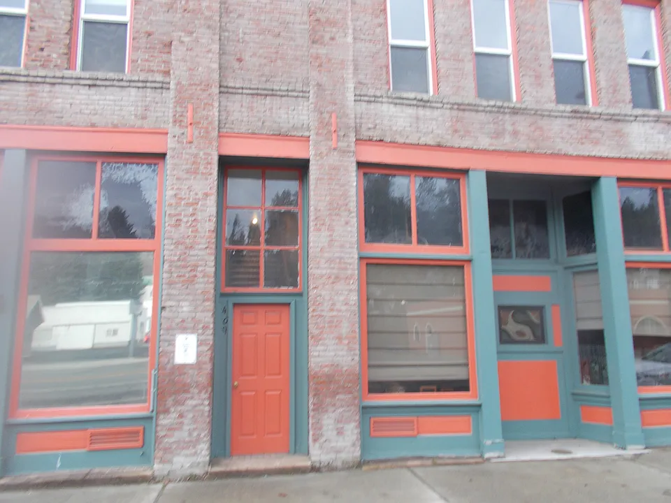 409 S Main St #3