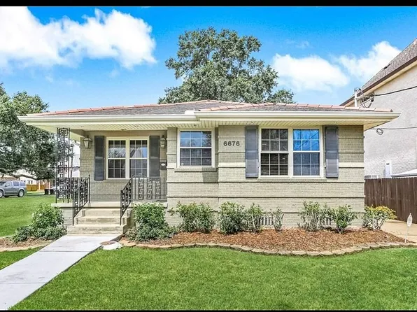 6676 General Haig St, New Orleans, LA 70124