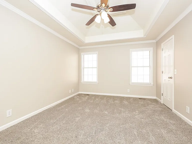 6381 Paddington Way — Photo 10