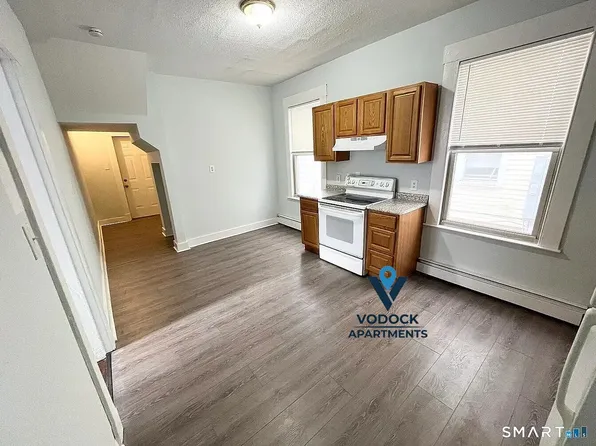 39 Shepard St #2, New Haven, CT 06511