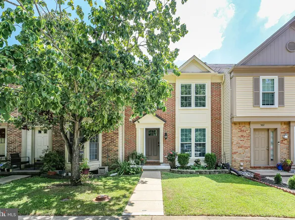 504 Batley Ct, Fredericksburg, VA 22406