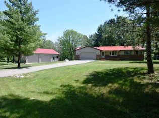 3435 Abbey Ln, Lapeer, MI 48446