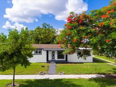 1026 W 32nd St, Hialeah, FL, 33012