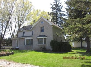 615 Wisconsin St, Genoa City, WI 53128
