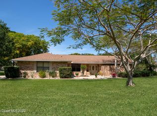 525 Sawgrass Cir, Melbourne, FL 32940